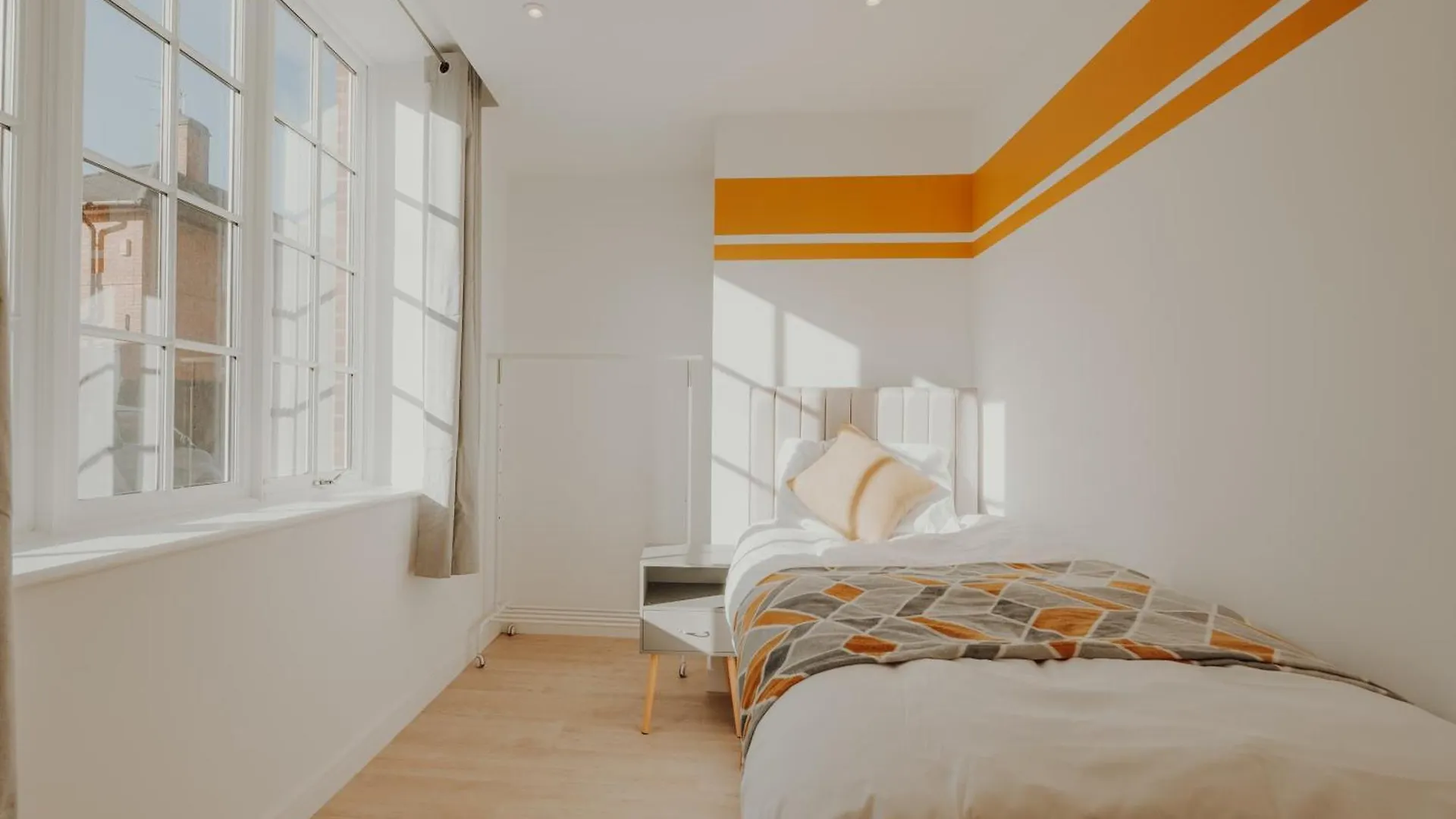 Apartment City Central, Sleeps 5, 3 Beds, Free Parking Nottingham