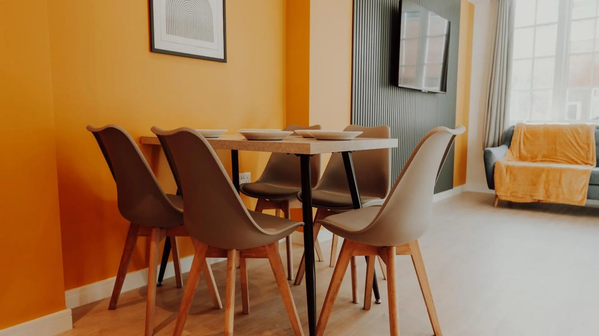 City Central, Sleeps 5, 3 Beds, Free Parking Nottingham Apartment