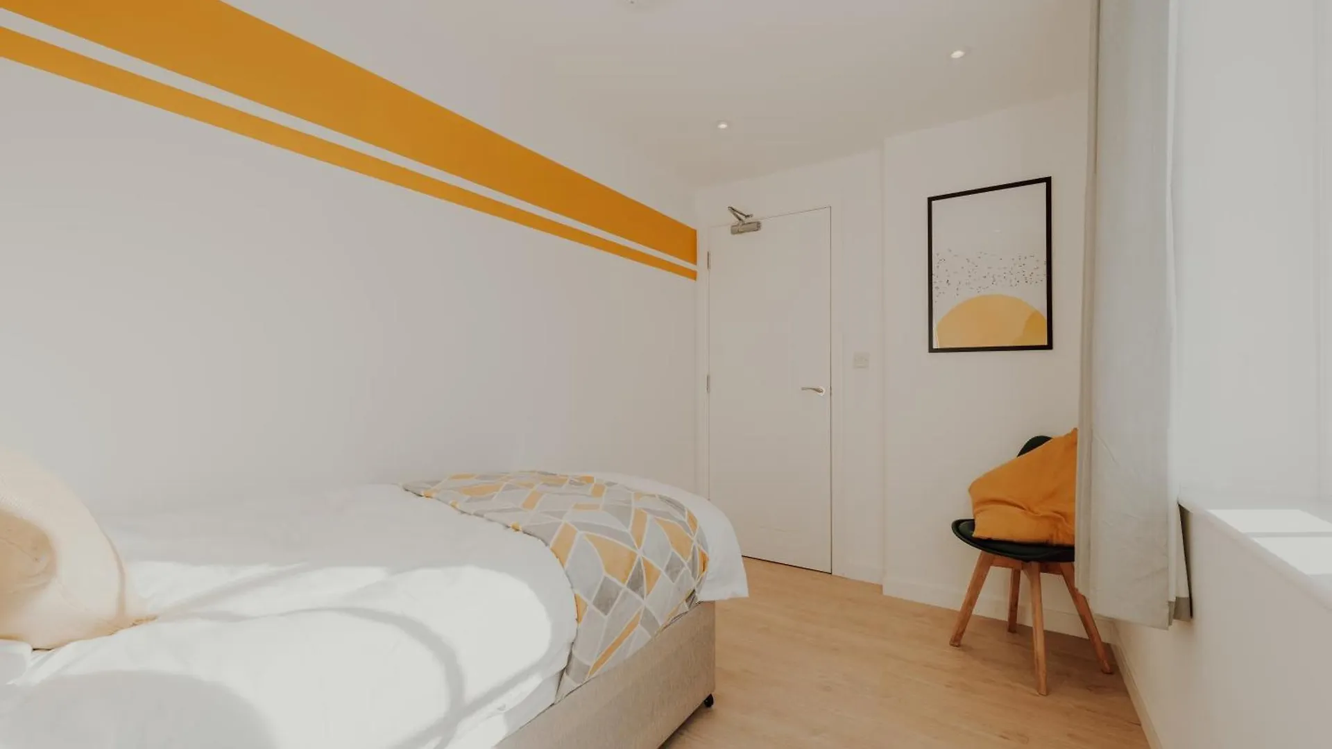 Apartment City Central, Sleeps 5, 3 Beds, Free Parking Nottingham United Kingdom